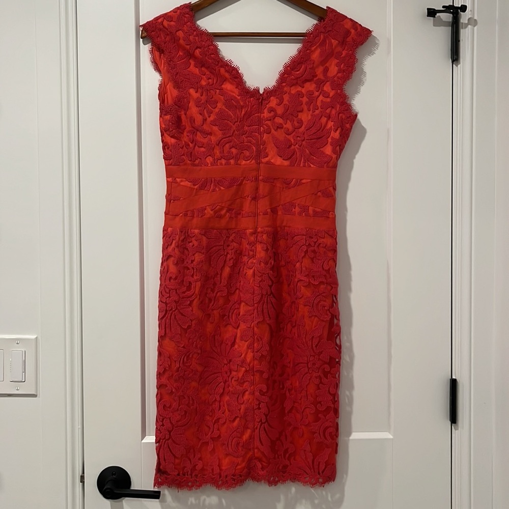Tadashi Shoji Lace V Neck Sheath Dress - Picture 6 of 8